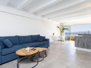 Posedenie v ubytovaní Dúplex Moderno de Lujo con Terraza, Vista al Mar y Wi-Fi 600 mb - ES-279-10