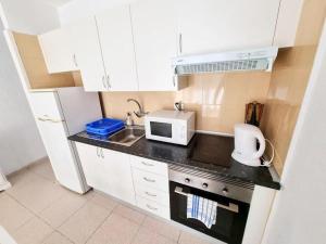 A kitchen or kitchenette at Viña Del Mar - Costa Adeje