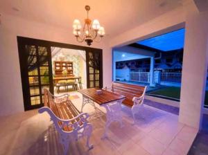 Gallery image of Casablanca Holiday Home with BBQ Pit in Kuching