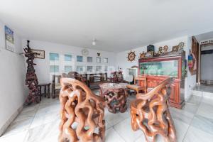 Posezení v ubytování Biru Homestay Bandung Mitra RedDoorz