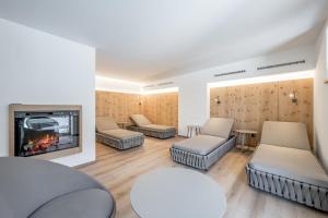 Część wypoczynkowa w obiekcie Hotel Enzian & Apartmenthotel Johannes