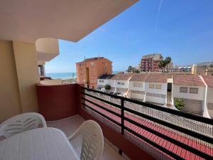 A balcony or terrace at Alpen1 Europeñiscola