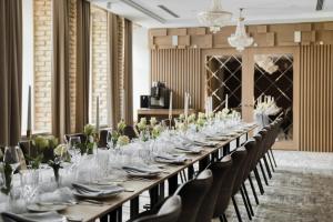 Um restaurante ou outro lugar para comer em CALVARY Hotel & Restaurant Vilnius