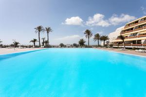 Basen w obiekcie AMAZING SEASIGHTS - TENERIFE lub w pobliżu
