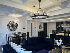 Un lugar para sentarse en City View at MAKATI Prime Luxury