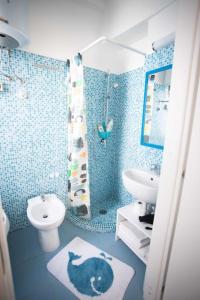 Ένα μπάνιο στο Miniappartamento centro storico Forio d'Ischia +6 φωτογραφίες