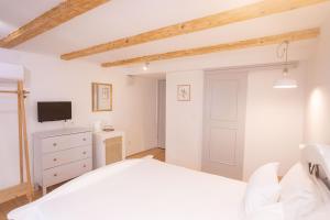 Postel nebo postele na pokoji v ubytování Casa Milina + 37 fotografií
