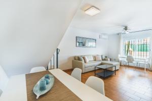 Część wypoczynkowa w obiekcie Dúplex junto a la playa