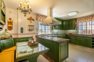 Kuchnia lub aneks kuchenny w obiekcie Cypress House