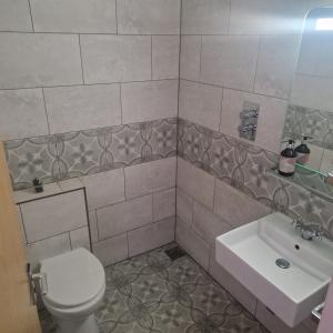 Gallery image of Lenox Bed and Breakfast in Hale