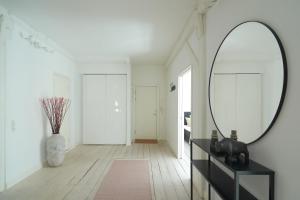 Fotografie z fotogalerie ubytování Spacious Apartment Centrally Located in CPH's Old Town v Kodani