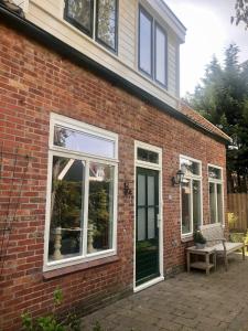 Budova, kde se prázdninový dům nachází