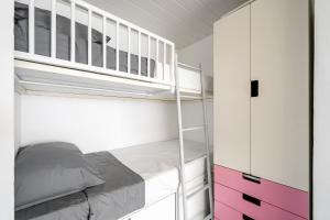 Postel nebo postele na pokoji v ubytování Hauzify I Apartaments Palace