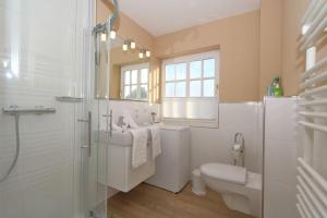 Koupelna v ubytování Taal-Huis-1b + 13 fotografií