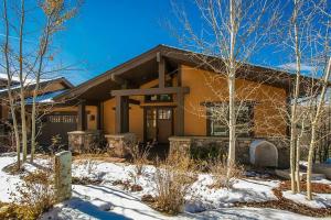 Gorgeous Deer Valley mountain home minutes from the slopes under vintern