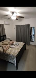 Postel nebo postele na pokoji v ubytování Cape Coral Residence