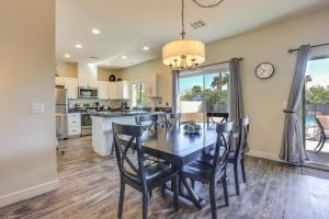 Updated Las Vegas House Patio and Solar Heated Pool