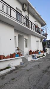 The building in which the holiday home is located