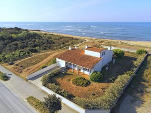 Zdjęcie z galerii obiektu Villa Les Brisants -La Cotiniere- Pieds dans l eau w mieście Saint-Pierre-dʼOléron