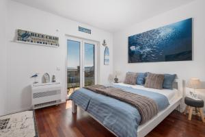 Postel nebo postele na pokoji v ubytování Chiara rental Opatija, Apartment Victoria with terrace, panoramic sea view