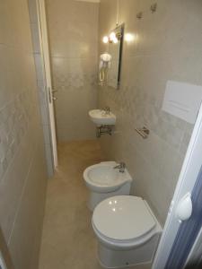 Ένα μπάνιο στο Fabiana's Rooms