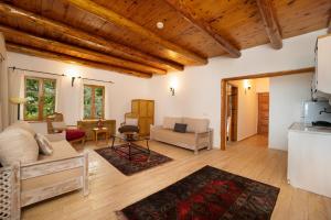 Гостиная зона в Watermill Villa & Hotel Faralya