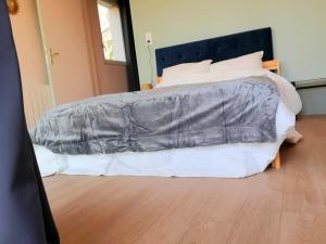 Posteľ alebo postele v izbe v ubytovaní L'îlot - Cosy moderne avec parking