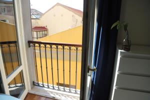A balcony or terrace at Ocean flat