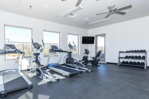 Gimnasio o instalaciones de fitness de Granite Apartment - Prescott Cabin Rentals