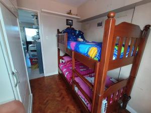 Ένα ή περισσότερα κρεβάτια σε δωμάτιο στο Cozy Condo Unit for rent! - with WiFi and Cable