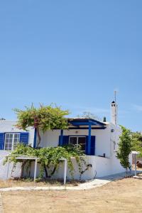 The building in which the holiday home is located
