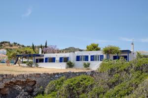 The building in which the holiday home is located