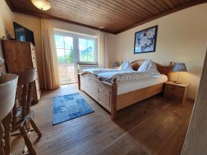 Posteľ alebo postele v izbe v ubytovaní Romantik Pension Lehrberg