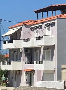 Imagine din galeria proprietății VOULA'S HOUSES în Karlovasi