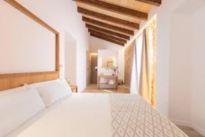 Posteľ alebo postele v izbe v ubytovaní Petit Palau Alcudia - Adults Only