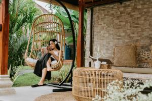 Hosté ubytování Agung Wiwin Homestay & Restaurant + 37 fotografií
