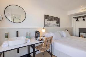 A bed or beds in a room at HM Dunas Blancas