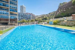 Bazén v ubytovaní Mirador Mediterraneo 15-E Apartment Levante Beach alebo v jeho blízkosti