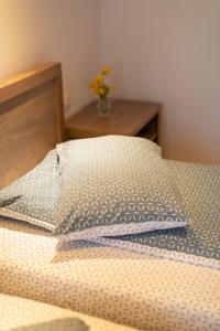 Een bed of bedden in een kamer bij Castor