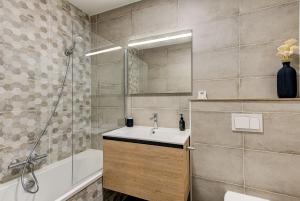 Kúpeľňa v ubytovaní White Pearl A02 - Alpes Travel - Chamonix - Sleeps 4