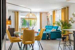 Zdjęcie z galerii obiektu Apartment with pool - 5min walk from beaches w Cannes