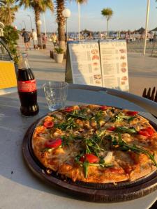 Jídlo v hotelu nebo okolí