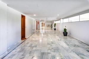 Fotografia z galérie ubytovania Suite 208, Close to the beach, 2 bedroom,Golden Mile v Marbelli