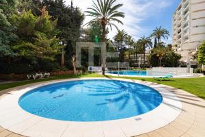 Bazén v ubytovaní Suite 208, Close to the beach, 2 bedroom,Golden Mile alebo v jeho blízkosti