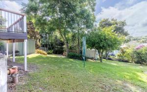 Port Stephens Home walk to the Beach and Town Centre外面的花园