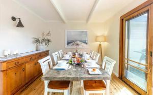 尼尔森湾Port Stephens Home walk to the Beach and Town Centre的相册照片