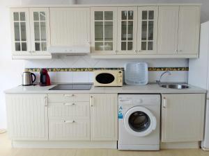 Küche/Küchenzeile in der Unterkunft Apartamento de 1 dormitorio en Calle Vela
