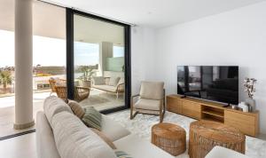 Fotografie z fotogalerie ubytování SVOY Bright Apartment in Higuerón West, Fuengirola v destinaci Fuengirola
