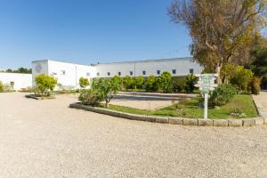 Ein Garten an der Unterkunft Masseria Rauccio