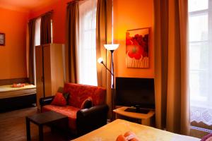 Hotel Rychta Netolice tesisinde bir oturma alanı